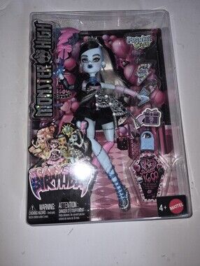 Mattel Monster High Frankie Stein Doll with Birthday Accessories NEW